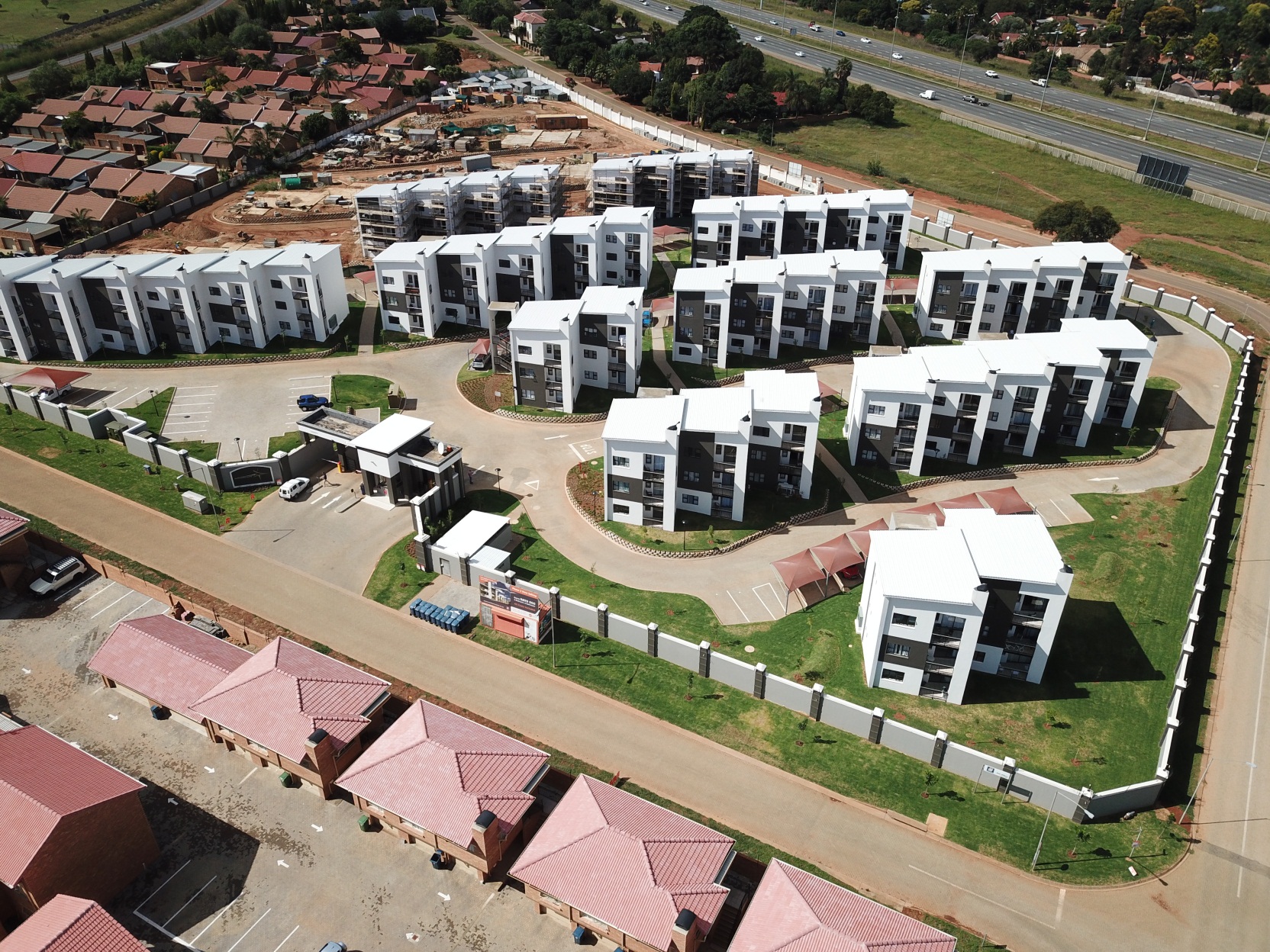 Northern Views Apartments — aerial site view