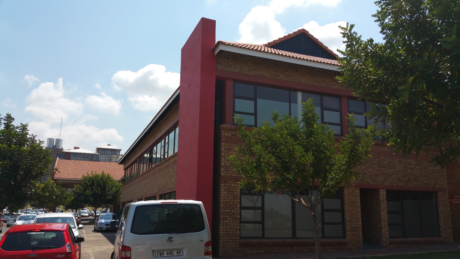 Cosmos Hospital Consulting Rooms — view 2